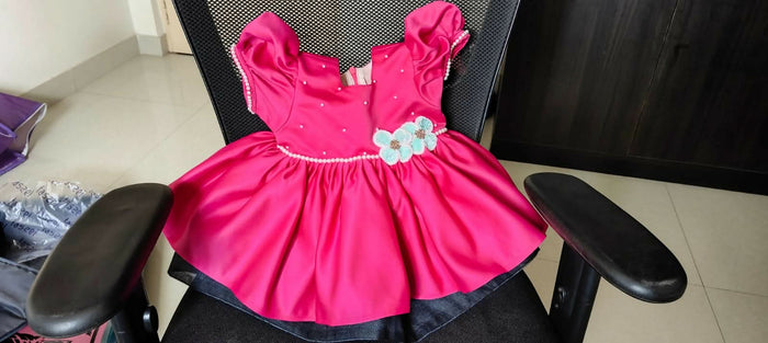 Baby girl pink dress/ photoshoot/ 1st birthday