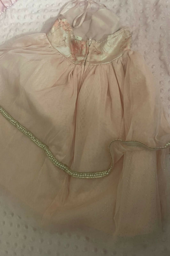 Make her shine like a princess with the BABYOYE Kids Long Frock/Dress for Girls - a perfect blend of style, comfort, and charm!
