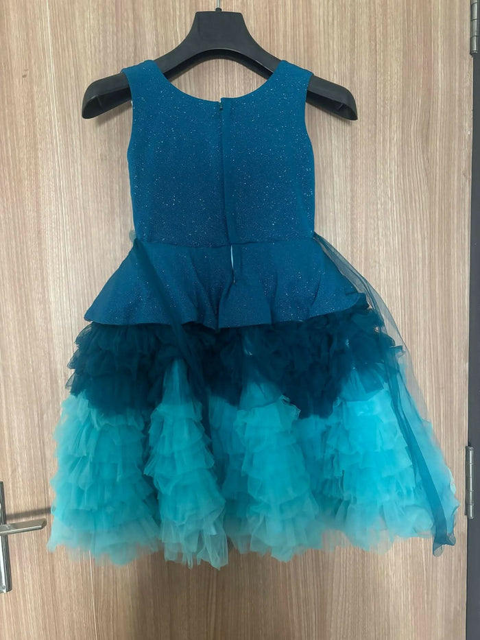 Girls' birthday gown – elegant, comfy, and party-ready dress for your little princess.
