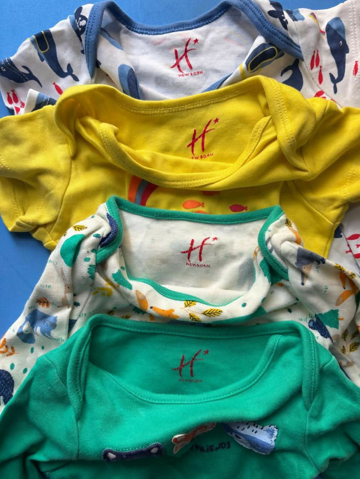 HAMLEYS pure cotton baby T-shirts – soft, colorful pack of 4 with half & full sleeves.