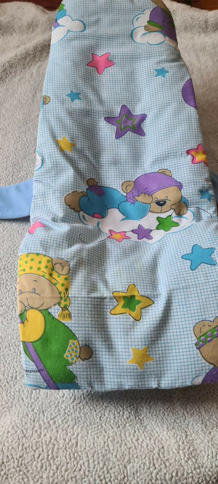 HOOPA 2-in-1 Infant Carrier & Feeding Pillow