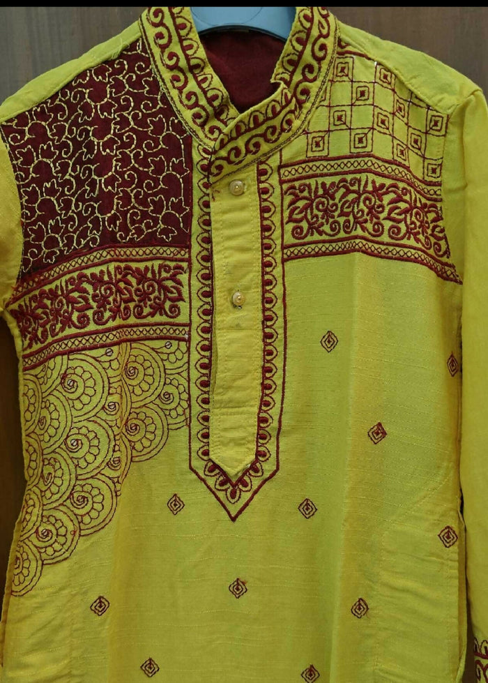 Kids Embroidered Kurta