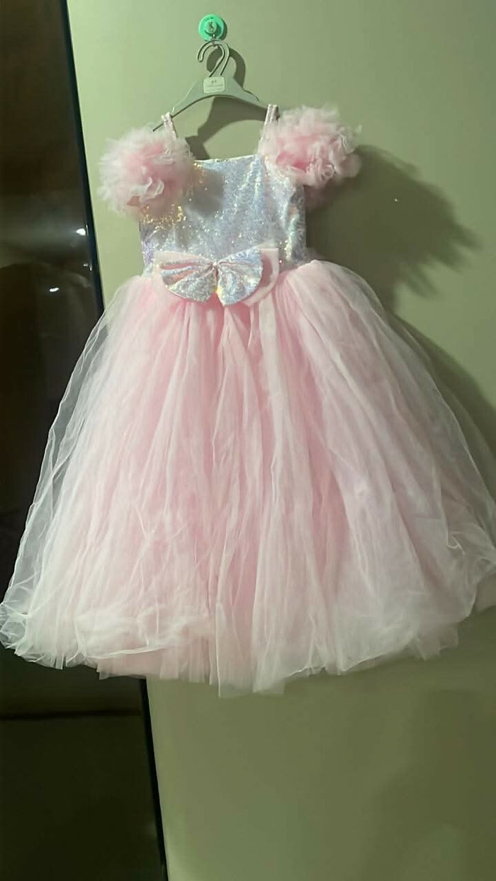 Dress your little princess in the MUMKINS Party Gown for Baby Girl—a glamorous and enchanting ensemble that combines comfort and sophistication for your precious bundle of joy.