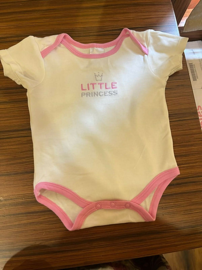 Buy Onesie for Baby – Comfortable and Stylish Bodysuit for Your Little One