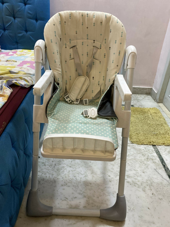 R FOR RABBIT Marshmallow  Baby Feeding Chair