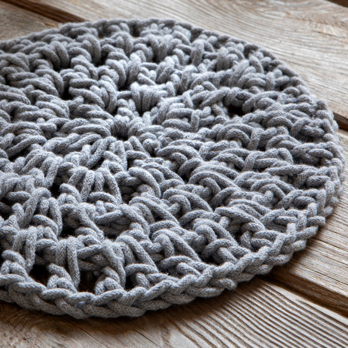 Shadow Knotted Trivet