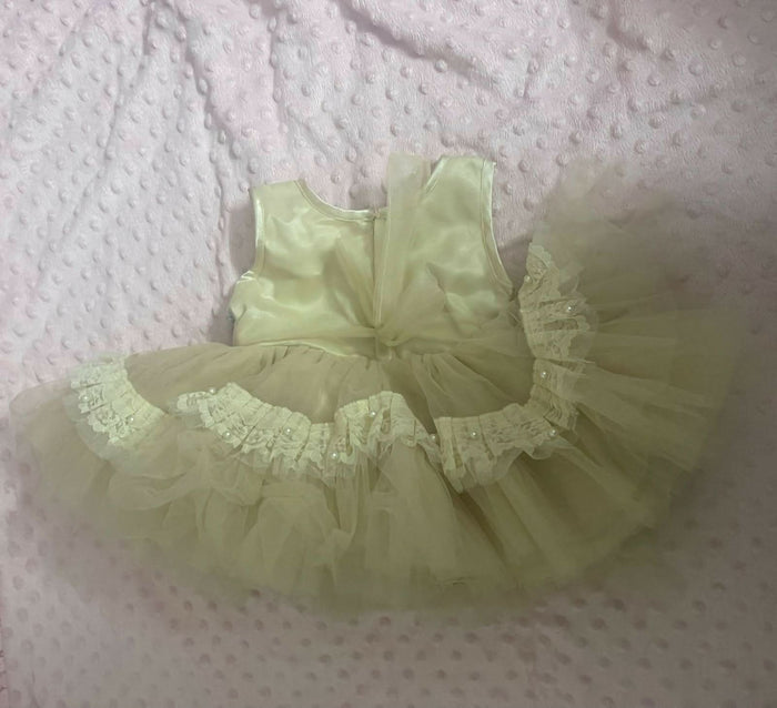Twirl into enchantment with our Tutu Baby Girl Frock/Dress - a delightful blend of elegance and playfulness!
